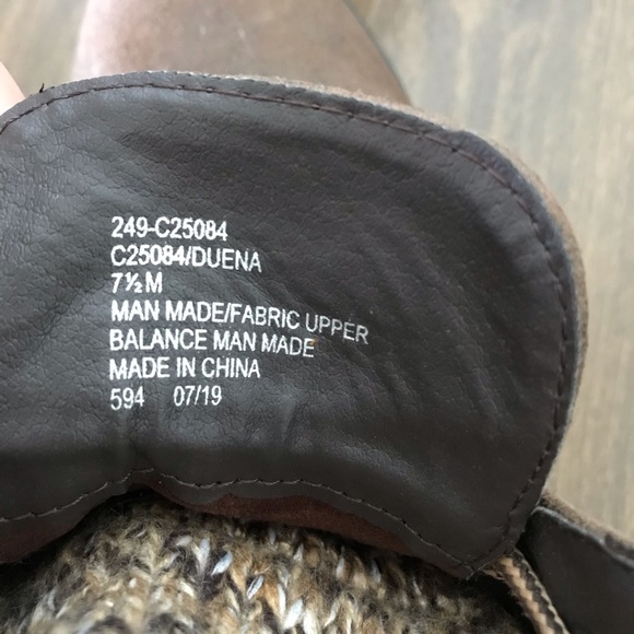 Brown boots - Picture 4 of 5